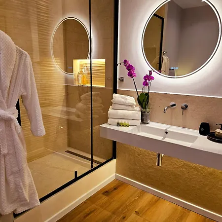 Stoa Boutique * روما