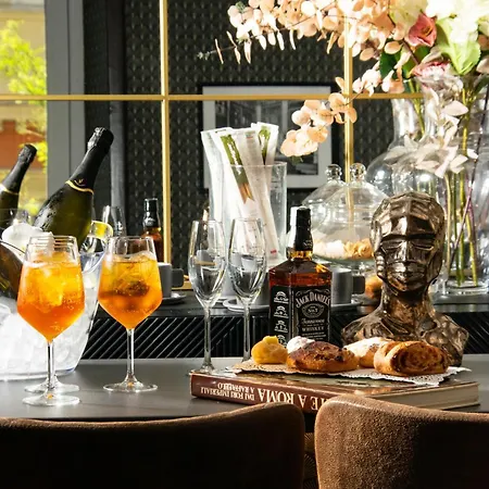 فندق Stoa Boutique *