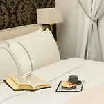 Stoa Boutique Rom