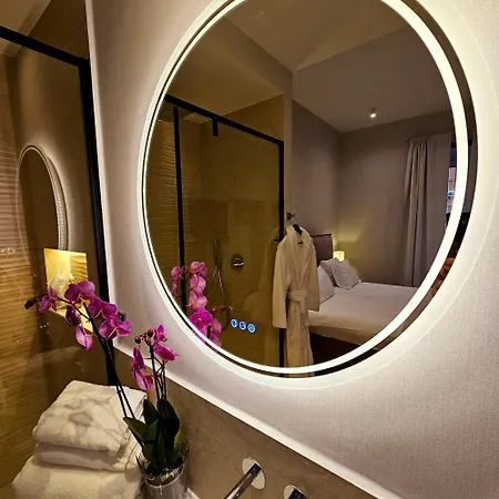 Stoa Boutique فندق